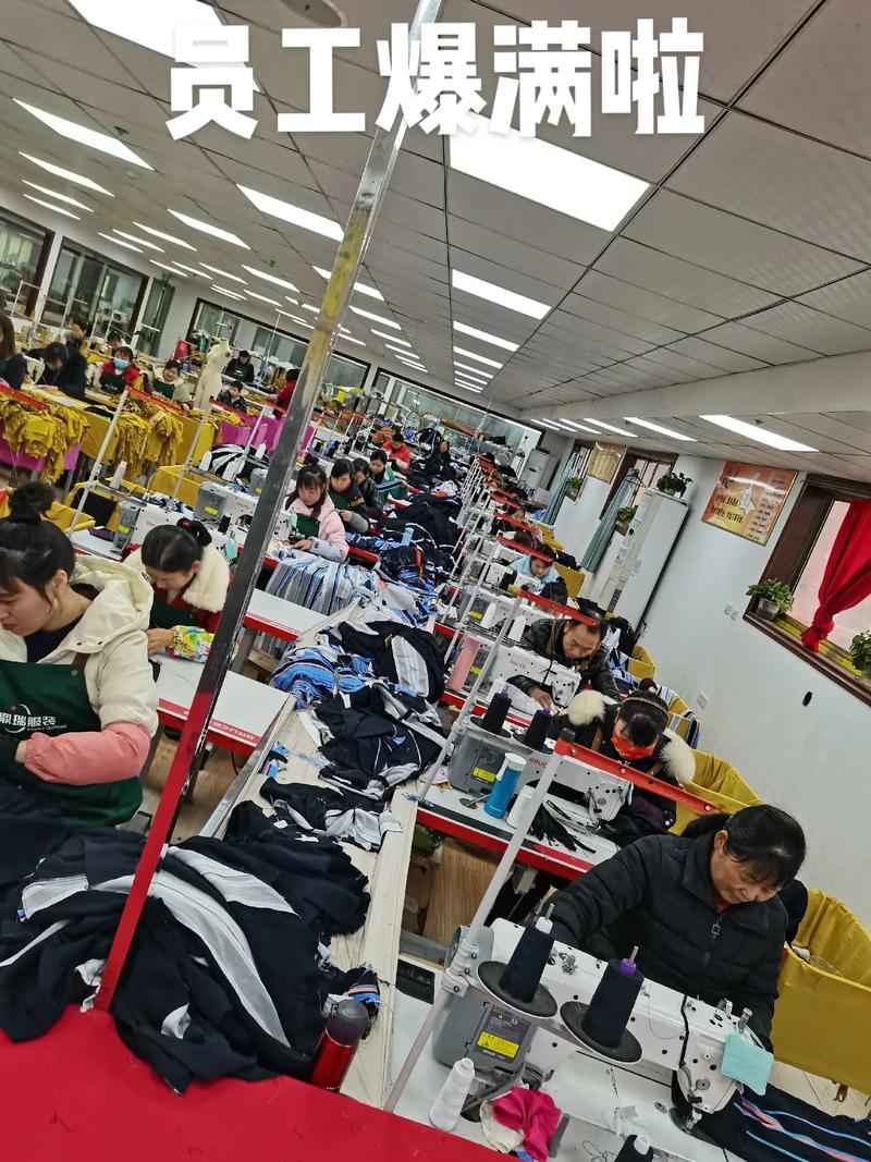 帶你走進網紅服裝廠 努力創(chuàng)造淡季不淡、旺季更旺的零售奇跡